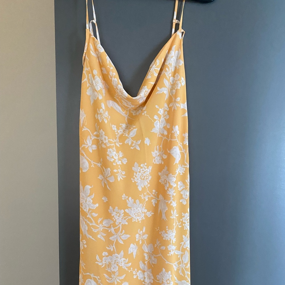 floral yellow & white maxi dress !